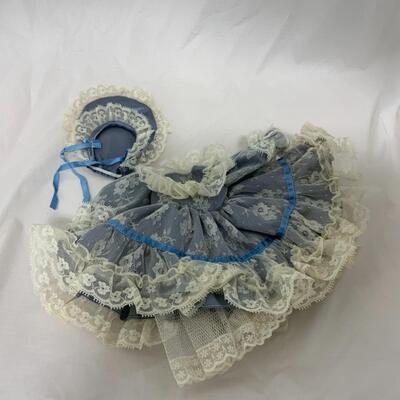 [171] Lot of Doll Accessories | Dresses | Wig
