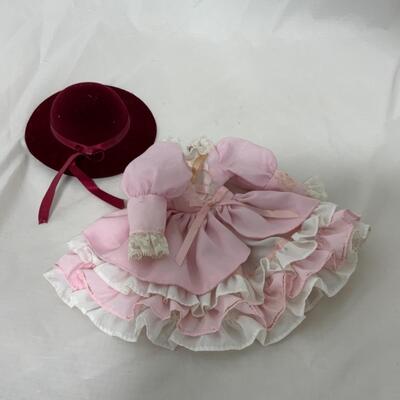 [171] Lot of Doll Accessories | Dresses | Wig