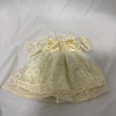 [171] Lot of Doll Accessories | Dresses | Wig