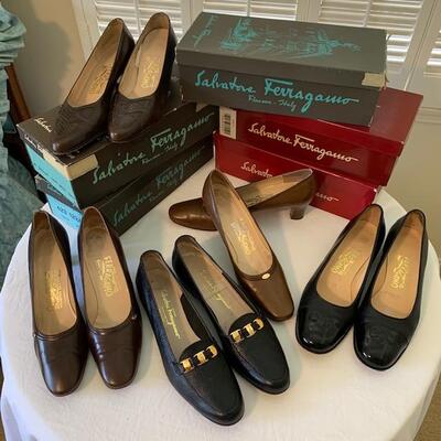 Lot 217  Vintage Salvatore Ferragamo 5 Pairs Heels & Low Heels  9 AAA
