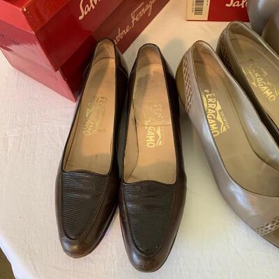 Lot 220  Vintage Salvatore Ferragamo Shoes Size 9 AAA