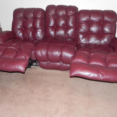 LOT 48 LEATHER RECLINING SOFA