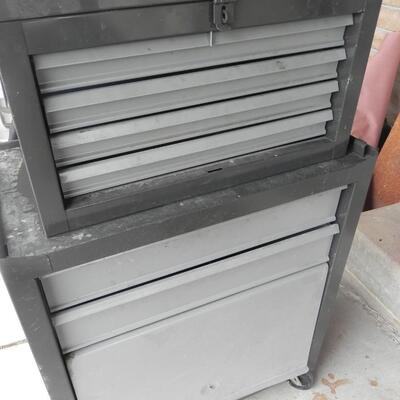 LOT 49 TOOL CHEST 
