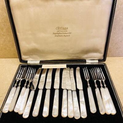 Lot 249 Vintage Cutlas Set Knives & Forks Mother Pearl Handles 6" Sheffield England by Leppington