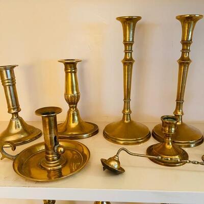 Lot 264 Group 16 Brass Candle Sticks & 2 Snuffer  