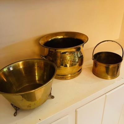 Lot 266 Group 8 Brass Pieces Bookends Coasters Vessels Key
