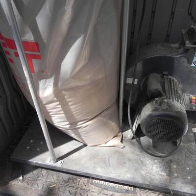 LOT 18  JET SAWDUST COLLECTOR
