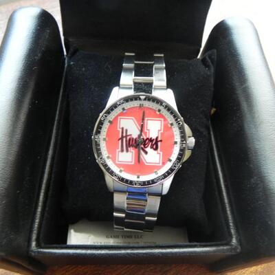 LOT 70 HUSKERS WATCH  NIB