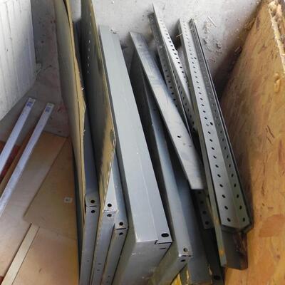 LOT 76 METAL SHELVING