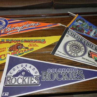 LOT 78 PENNANTS  & FRAMED "ROGER CLEMENS" 300TH WIN