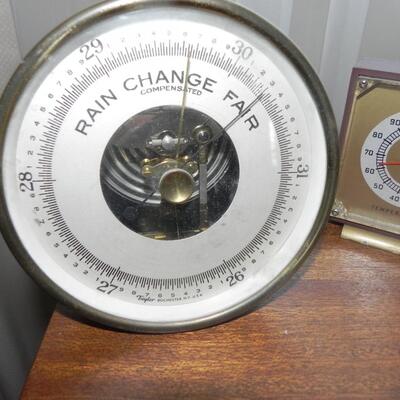 LOT 89 BAROMETERS 