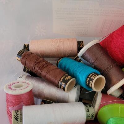 Lot 174: Sewing Thread Lot