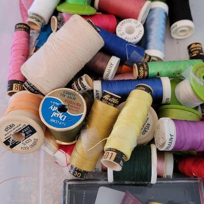 Lot 174: Sewing Thread Lot