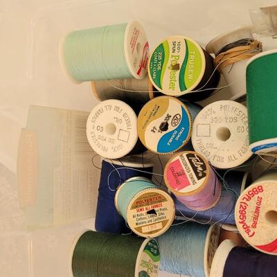 Lot 175: Sewing Thread Lot 