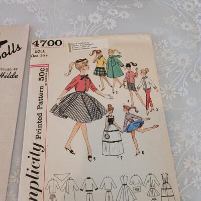 Lot 183: Vintage Barbie Doll Clothes Sewing Patterns 