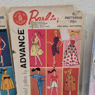 Lot 183: Vintage Barbie Doll Clothes Sewing Patterns 