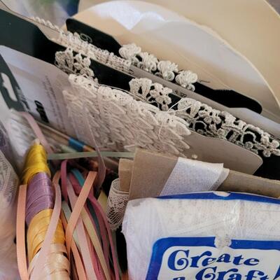 Lot 193: Sewing and Crafting Trimmings Lot