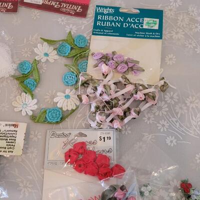 Lot 194: Flower Trimmings Lot