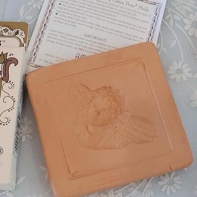 Lot 200: Candle/Paper Molds