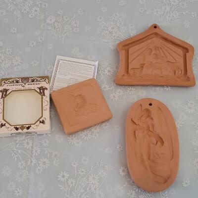 Lot 200: Candle/Paper Molds