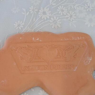 Lot 204: Christmas Candle/Paper Molds