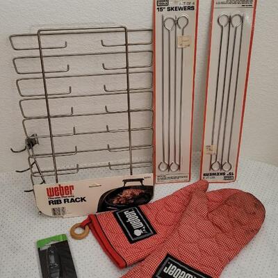 Lot 206: Assorted WEBER Grill Essentials (All New Except Mitts)