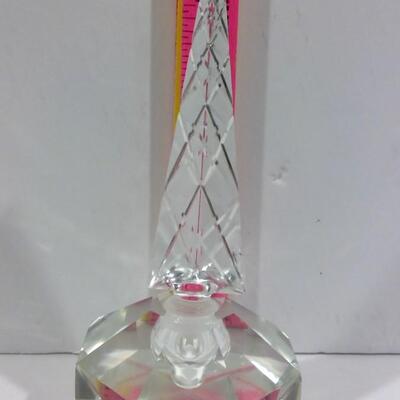 Vibrant cut crystal perfume bottle