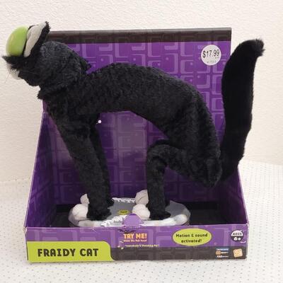 Lot 209: New in Box FRAIDY CAT Halloween Motion + Sound Deco 
