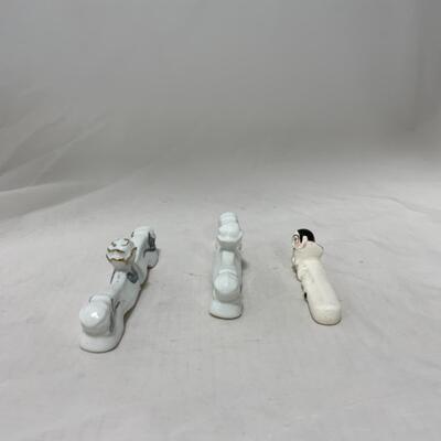 [181] VINTAGE | Three Ceramic Knife Rests | Roses | Clown