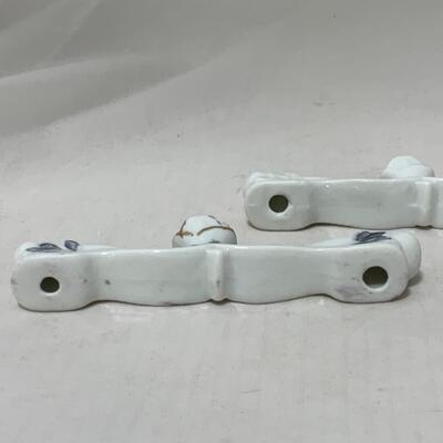 [181] VINTAGE | Three Ceramic Knife Rests | Roses | Clown