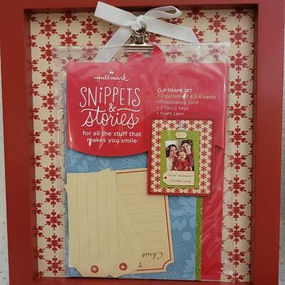 Lot 227: New Hallmark Snippet Stories Picture Frame