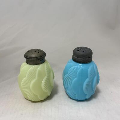 [185] ANTIQUE | 1890s | Dithridge | Sunset Pattern | Salt & Pepper Shakers
