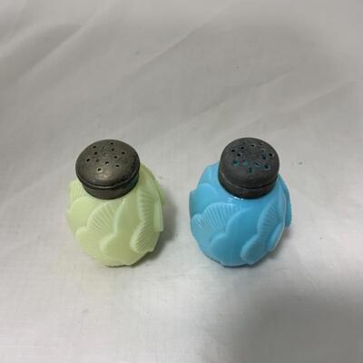 [185] ANTIQUE | 1890s | Dithridge | Sunset Pattern | Salt & Pepper Shakers