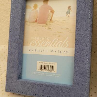 Lot 229: Assorted NEW Picture Frames 