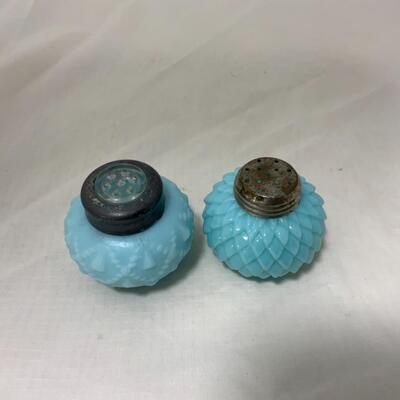 [186] ANTIQUE | 1890s | Cord & Tassel | Pinecone | Blue | Salt & Pepper Shakers