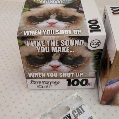 Lot 241: Assorted NEW GRUMPY CAT Collectibles 