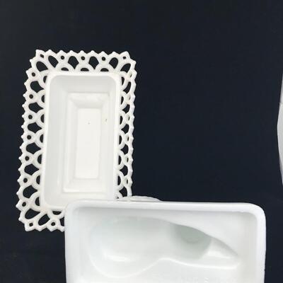 Atterbury Milk Glass Cat on Bed Box