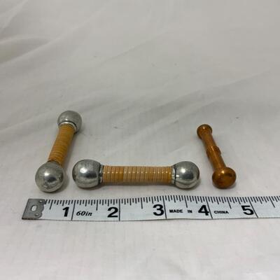 [192] Three Modern Knife Rests