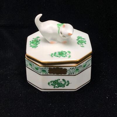Herend Cat Trinket Box