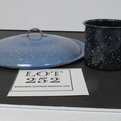 Graniteware Mug and Pot cover 8 1/2