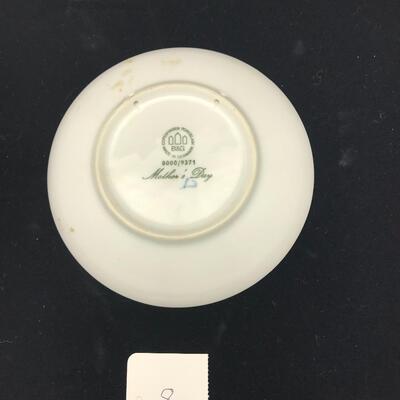 Royal Copenhagen Mothers Day Plate