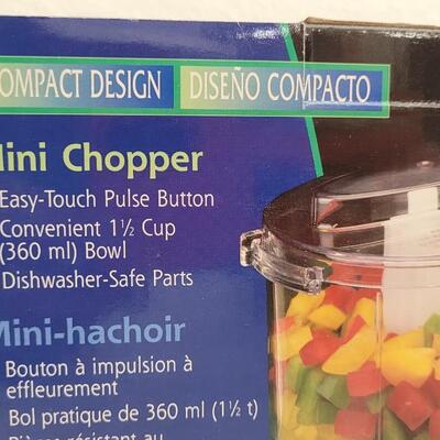 Lot 243: New Windmere MINI CHOPPER 