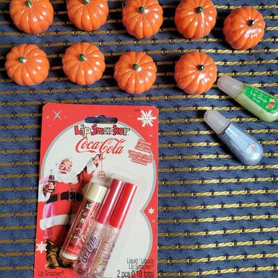 Lot 256: Lip Gloss Lot