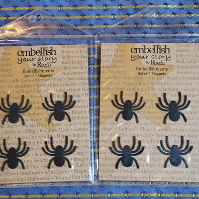 Lot 263: Embellish Spider Magnets