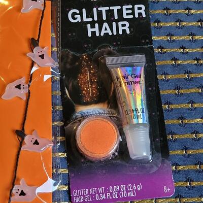 Lot 265: Flashing Halloween Necklaces, Hair Glitter and Bracelets 