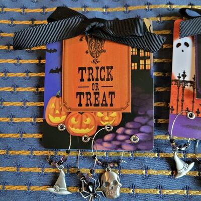 Lot 266: Halloween Gine Glass Charms