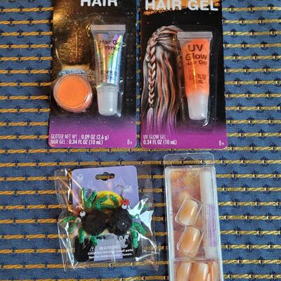 Lot 270: Hair Glitter, Nails and Earrings 