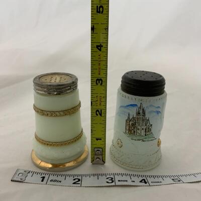 [202] ANTIQUE | Souvenir Glass | Custard Glass | New Glarus, Wisconsin