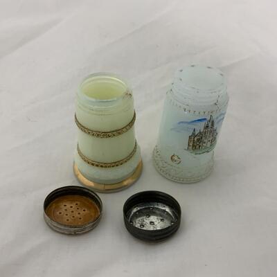 [202] ANTIQUE | Souvenir Glass | Custard Glass | New Glarus, Wisconsin