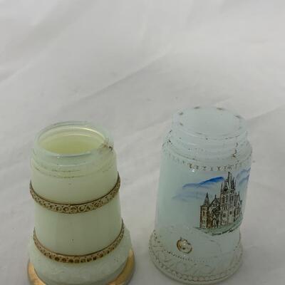 [202] ANTIQUE | Souvenir Glass | Custard Glass | New Glarus, Wisconsin